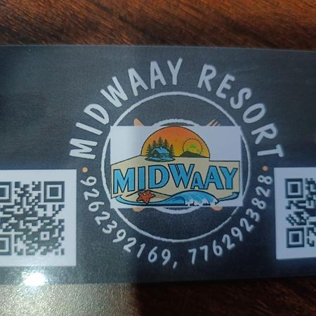Midwaay Resort Patratu Luaran gambar