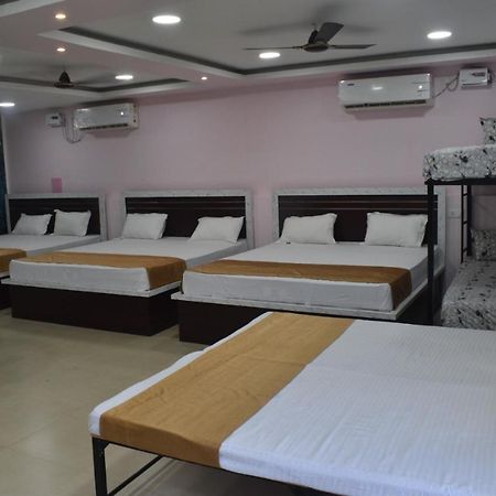 Midwaay Resort Patratu Luaran gambar